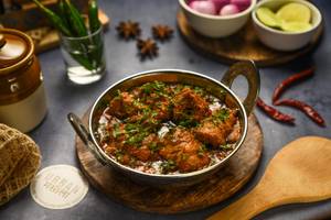 Tawa Soya  Chaap Masala Gravy