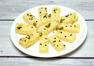 Elaichi Burfi