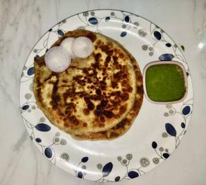 Aloo pyaj paratha without raita