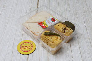 1 Pcs Veg Sandwich + 2 Pcs Dhokla Box