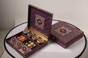 SPECIAL DRY FRUIT GIFT  BOX-14