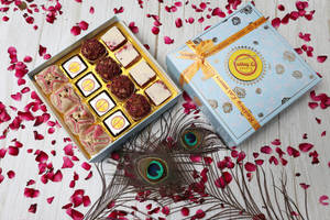 Assorted Dryfruits Sweets 16 Pcs Box