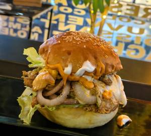 Double S Mashed Chicken Burger