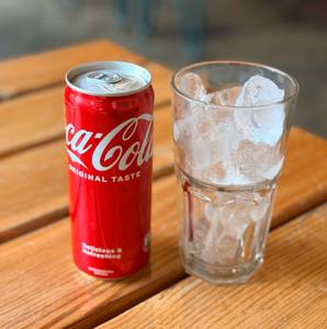 Coke 330 ml Can