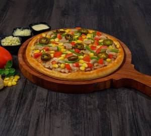 Veg loaded pizza