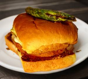 Masala vada pav