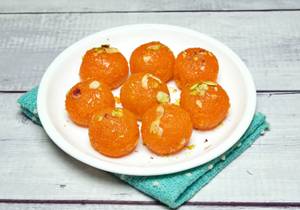 Kesar Ladoo