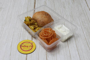 1 Pcs Khasta Alloo + Jalebi 50g. + Dahi 50g. Box