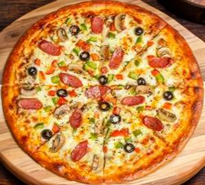 Cafe special non veg pizza