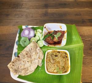 3 Wheat Atta Chapati With Chicken Sukka [2 Pieces]