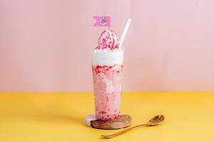 Magical Strawberry King Kong Shake