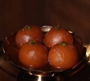 Gulab Jamun (4 Pc)