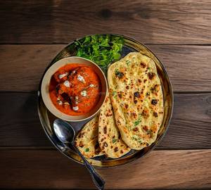 2 Butter Naan With Chicken Curry