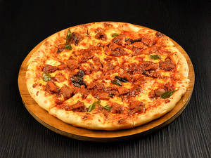 Ghee Roast Chicken Pizza (9 Inches)