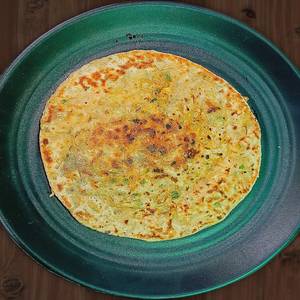 Pyaaj paratha
