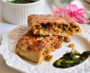 STUFFED CHICKEN PARATHA 2 PIC