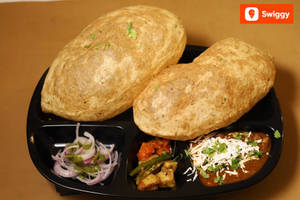 Chole Bhatura
