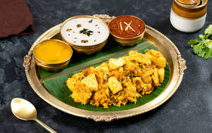 Plain Idli with Egg Burji