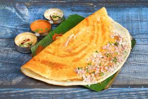 Onion masala dosa