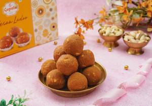 Besan Laddu