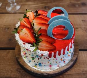 Strawberry cake