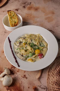 Penne Alfredo