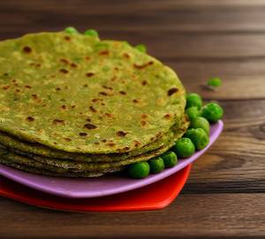 Matar Paratha