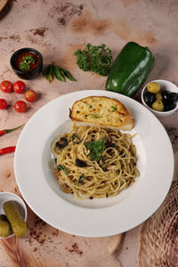 Spaghetti Aglio E Olio