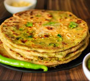 Hari Mirch Paratha