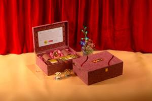 Royal Dome Box