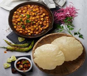 Chole Bhatura