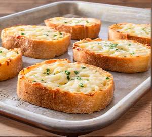 Cheese garlic bread