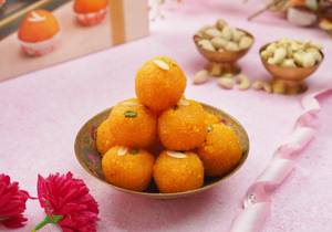Motichoor Laddu