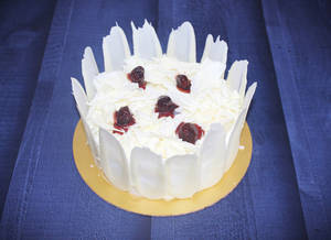 Eggless White Forest Cake