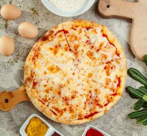 Cheese Margherita Pizza