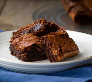 Fudgy Chocolate Brownie (70 Grams)