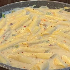 White Sauce Penne Pasta