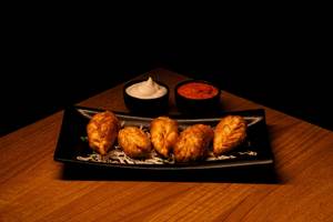 Fried Paneer Momo (5pcs)