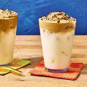 Cold coffee with vanila ice cream