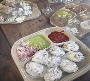 Veg Butter Malai Momos [8 Pieces]