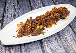 Mutton Kalo Bhuna (4pcs)