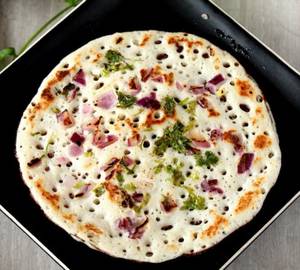 Cheese Chili Onion Uttapam