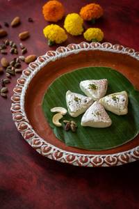 Babu Sandesh [2 Pieces]
