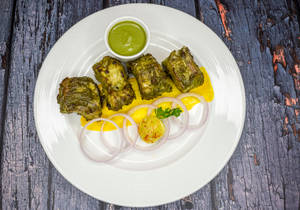 Basil Bhetki Tikka (4 Pcs)