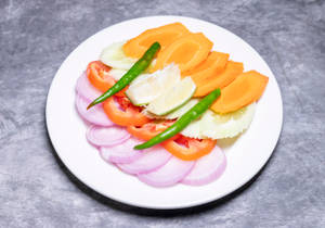 Baganer Sobjir Salad