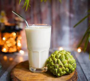 Custardapple  shake 