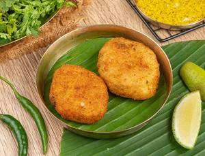 CHANNA KORAISHUTIR CHOP (2pcs) WITH KETCHUP