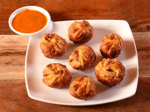 Pizza Momos Chicken Fried 5 Pcs