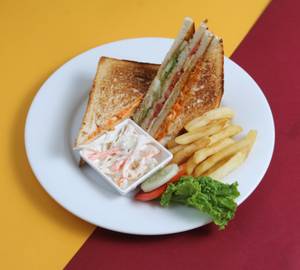 Canopy Club Sandwich - Veg