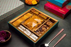 Mix Sweets Gift Box (Ghee, Khoya And Dry Fruits)